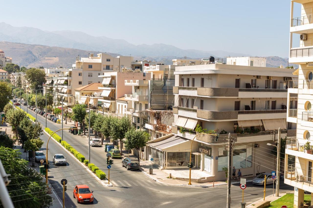 Central Luxurious Apartment With Sea View! خانيا المظهر الخارجي الصورة