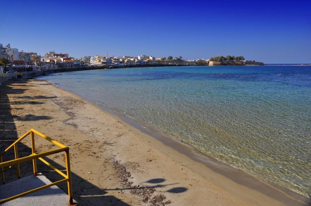 Central Luxurious Apartment With Sea View! خانيا المظهر الخارجي الصورة